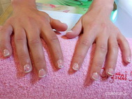 francia saját köröm megerősítés